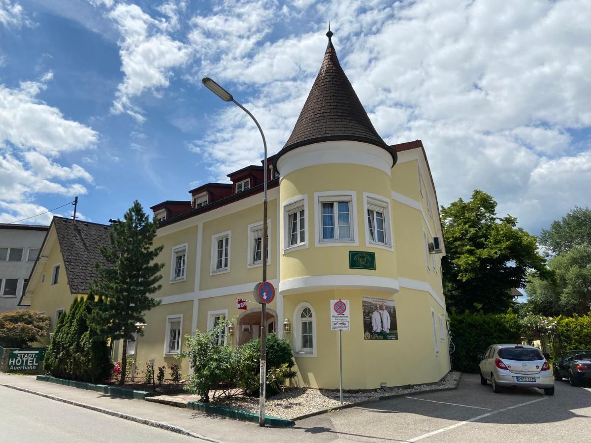 Gaestehaus Auerhahn Vocklabruck Exterior photo